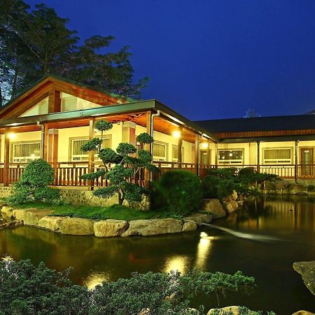 Flying Villa Nantou Экстерьер фото