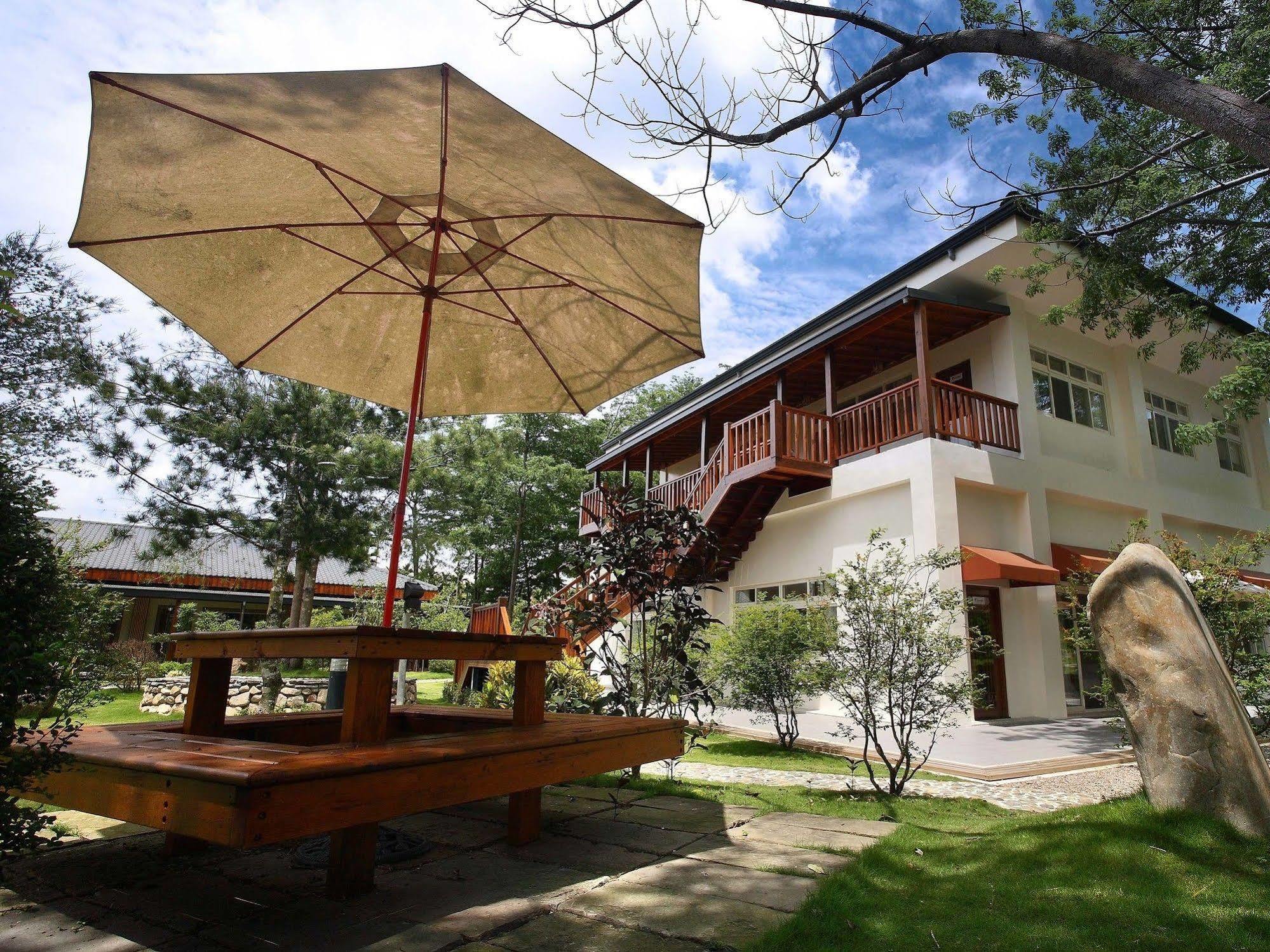 Flying Villa Nantou Экстерьер фото